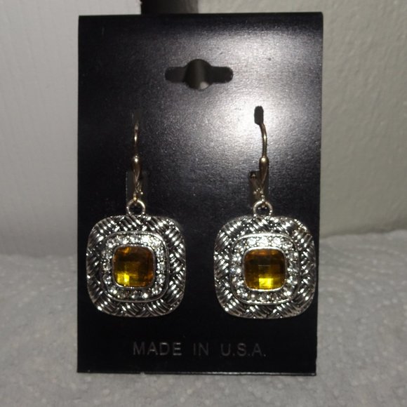 Kirkland's Elegant Pierced Dangle Earrings - Picture 1 of 3